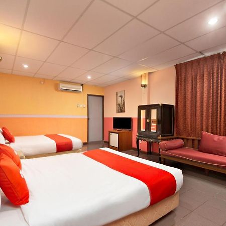 Hotel Dj Palace Лумут Экстерьер фото