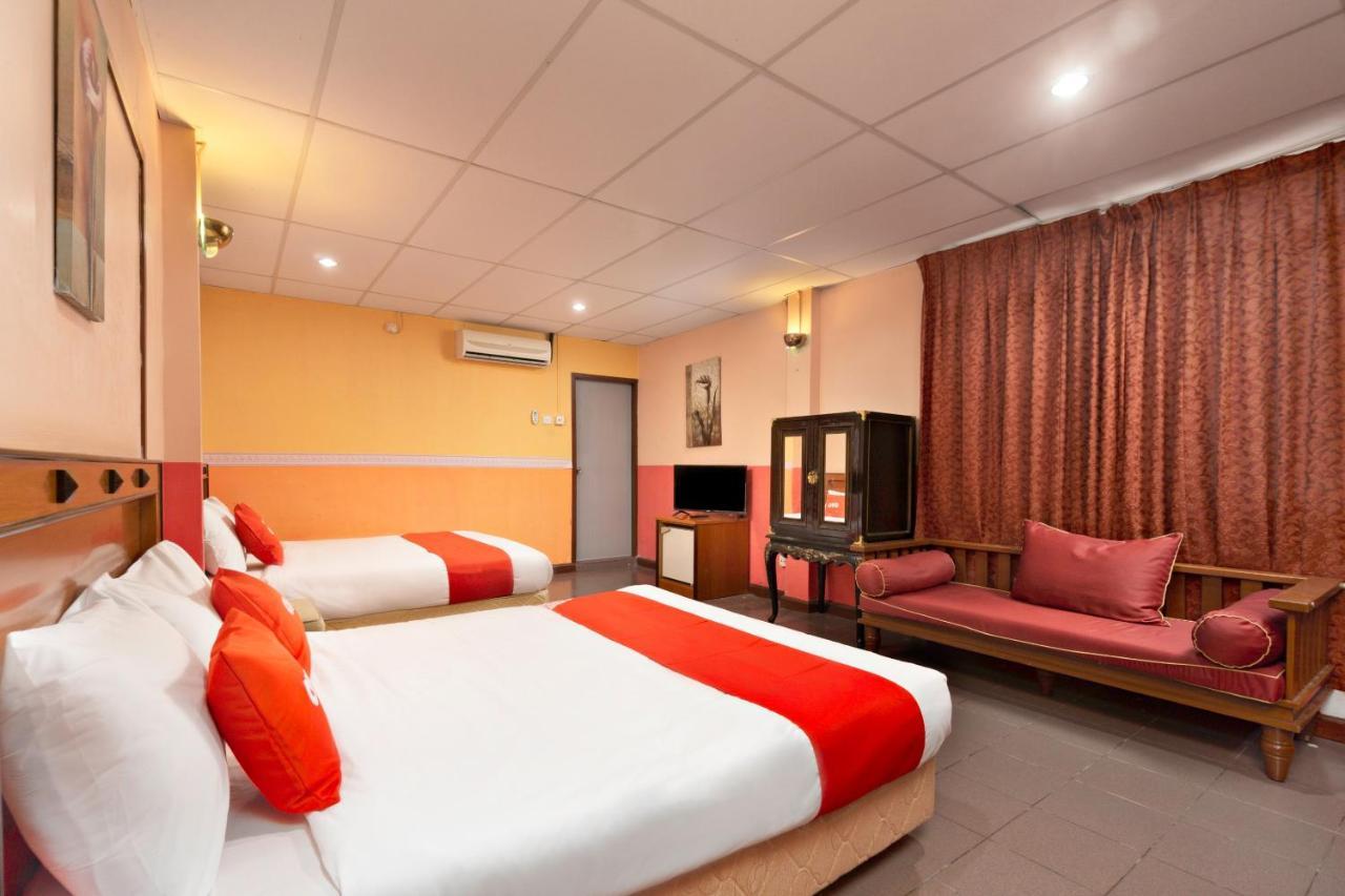 Hotel Dj Palace Лумут Экстерьер фото