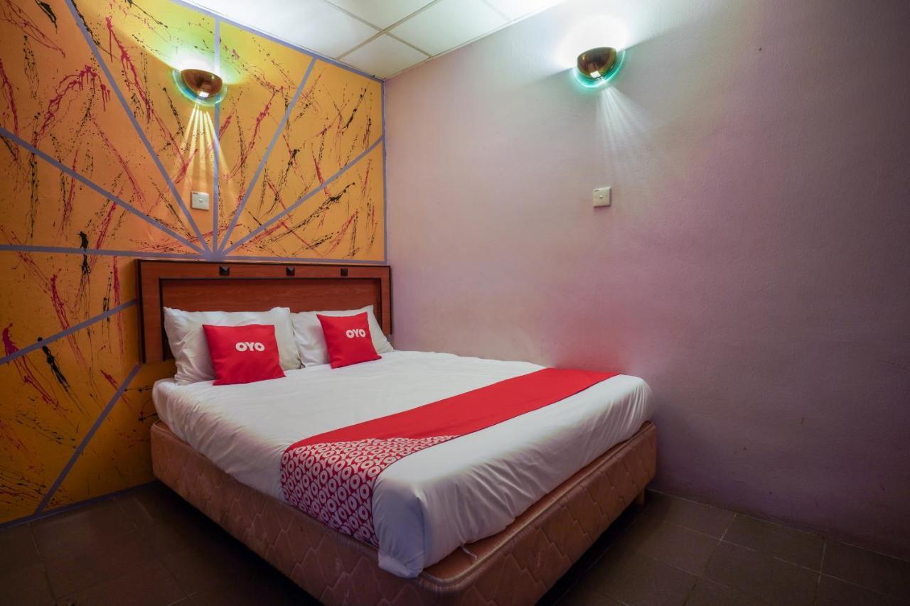 Hotel Dj Palace Лумут Экстерьер фото